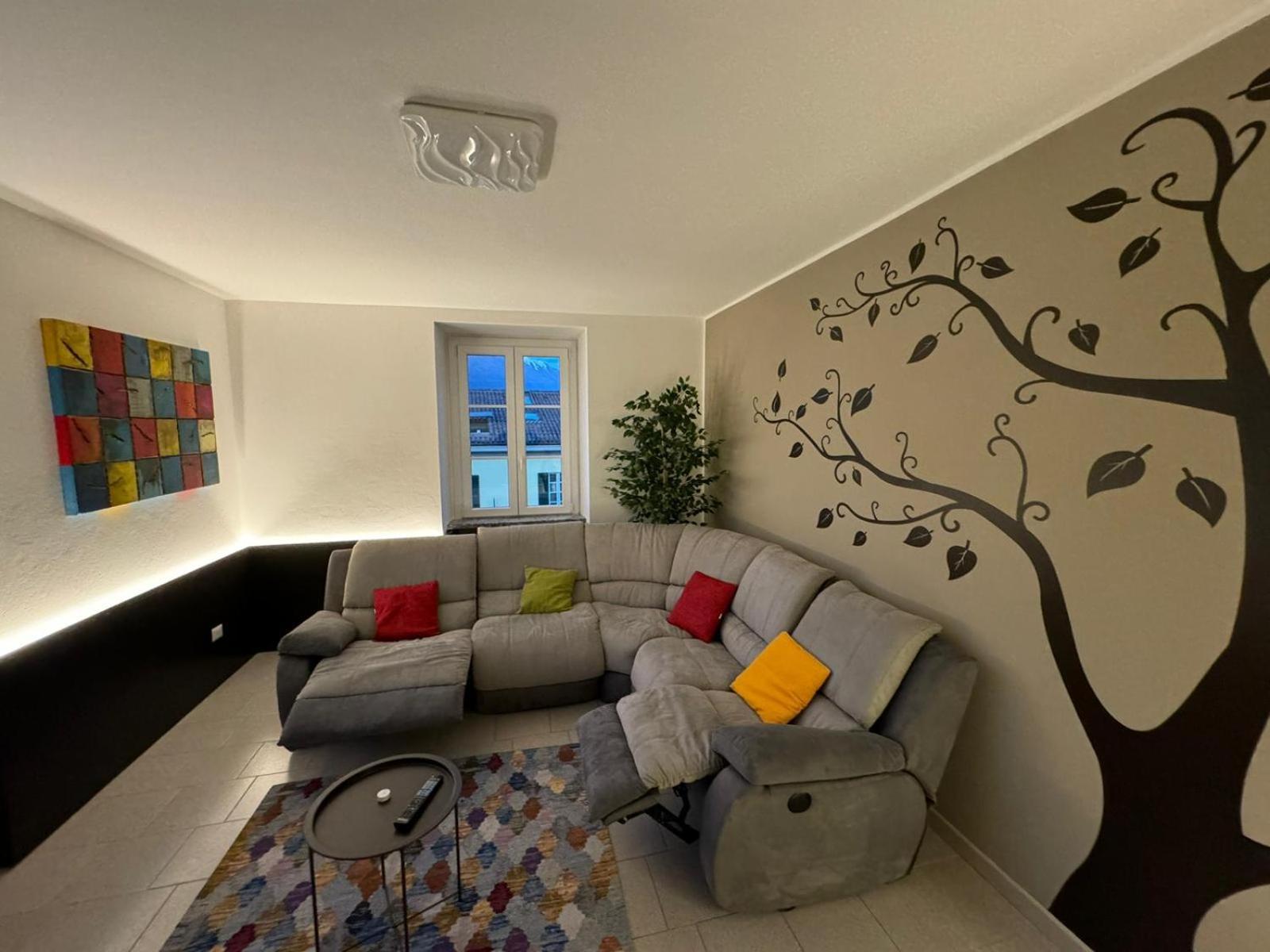 Colico Center Apartment Екстериор снимка